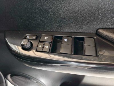 Revo Prerunner รถมือสอง