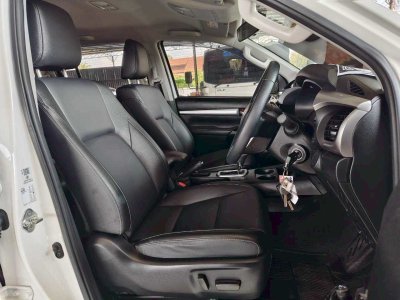 Revo Prerunner มือสอง