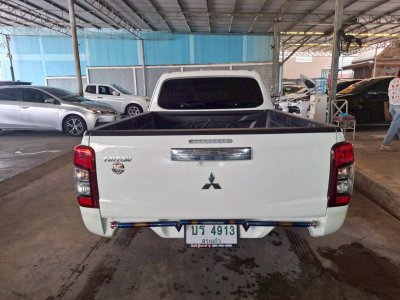 MITSUBISHI TRITON 2.5 MEGA CAB GLX ปี 2021