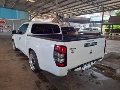 MITSUBISHI TRITON 2.5 MEGA CAB GLX ปี 2021