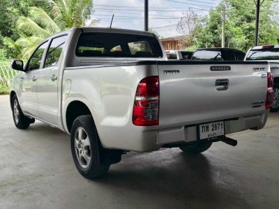 Vigo 4 ประตู มือสอง