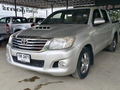 Vigo 4 ประตู มือสอง