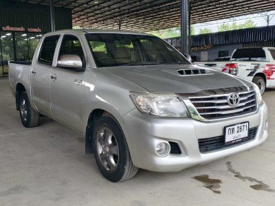 Vigo 4 ประตู มือสอง