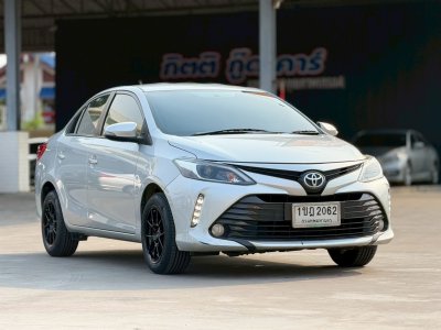 Toyota Vios 2020 สีเทา มือสอง
