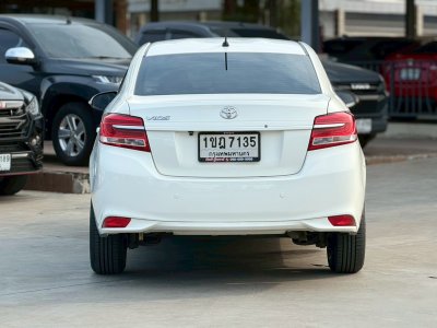 Toyota Vios 1.5 Mid ปี 2020