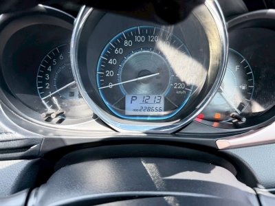 TOYOTA VIOS 1.5 MID