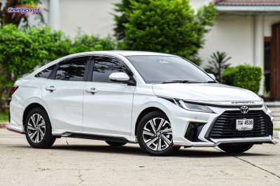 TOYOTA YARIS ATIV 1.2 PREMIUM ปี 2024  (กม 4536)