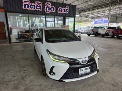 TOYOTA YARIS 5 ประตู 1.2 SPORT PREMIUM ปี 2021