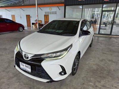 TOYOTA YARIS 5 ประตู 1.2 SPORT PREMIUM ปี 2021