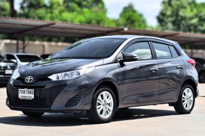 TOYOTA YARIS 1.2 E ปี 2018  (7กด 7985)
