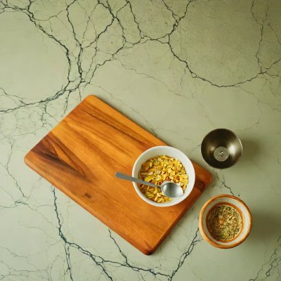 LARGE CUTTING BOARD WITH CARVED SIDE HANDLES