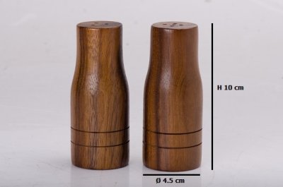 BOTTLE-SHAPED SALT & PEPPER SHAKER