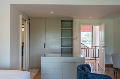 บ้านลากูน่า