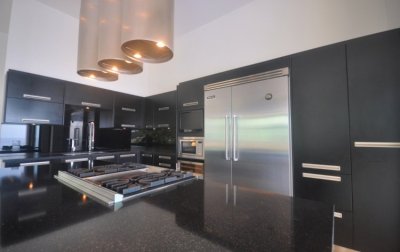 วิลล่าร็อคสตาร์ คาลิมบีช