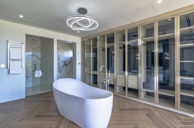 วิลล่าไลออน | หาดลายัน