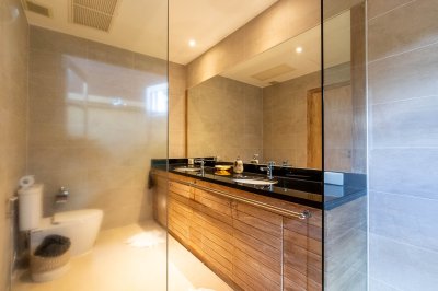 โอเอซิสวิลล่า ภูเก็ต