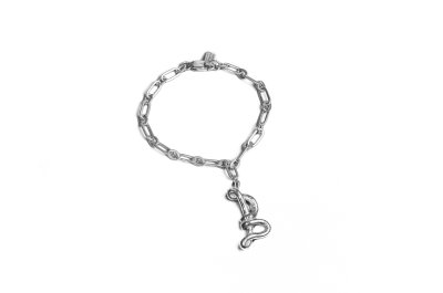 Knot Alphabet Bracelet Silver 99.99 / B /