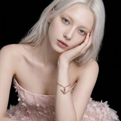 สร้อยข้อมือนกโอริกามิเงินแท้บริสุทธิ์ 99.99% ชุบทองสี Rose Gold งาน Handcraft พรีเมียมจากแบรนด์ Shannta เครื่องประดับดีไซน์โมเดิร์นร่วมสมัยสำหรับผิวแพ้ง่าย
