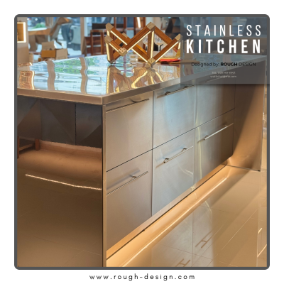 ครัวสแตนเลสพร้อมไอแลนด์ | Stainless Kitchen with Island