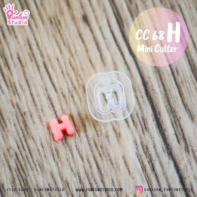  Mini Cookie and Clay Cutter-H