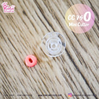  Mini Cookie and Clay Cutter-O