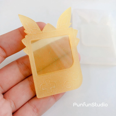  Jolteon x Game Boy Shaker Mold