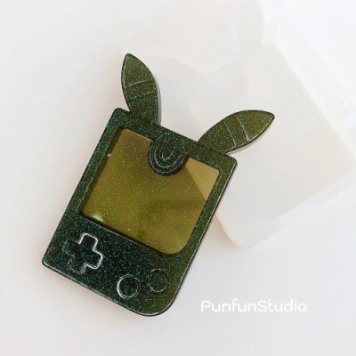  Umbreon  x Game Boy Shaker Mold
