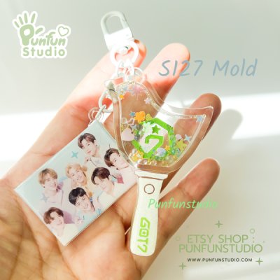 S127 GOT7 Lightstick Shaker Mold, CSM S127 / K-POP / Shaker Mold / Silicone Mold