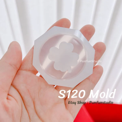S120 Four- Leaf Clover in Round Shaker Mold / Shaker Mold / Silicone Mold