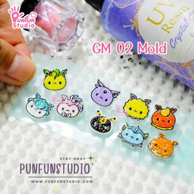 TSM 01-09 Mold Set / free a GM 02 Mold, 9 Shaker bits + a Hologram tag / Eev Tsum Tsum / Pokemold / Silicone Mold