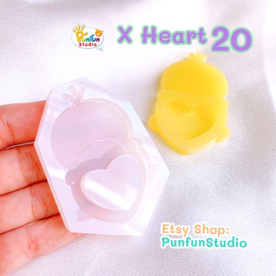  Psyduck Pokemon Heart Shaker Mold