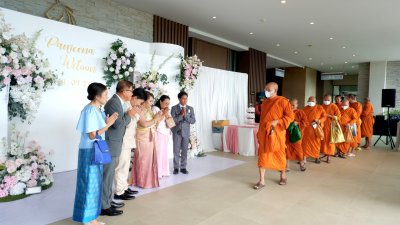 งานมงคลสมรส คุณปวีณา & ว่าที่ร้อยตรี วิฑูรย์