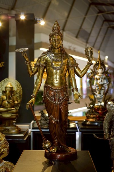 Phra Narai (Lord Vishnu)