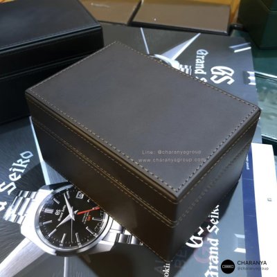 กล่องใส่นาฬิกา 1 เรือน สีน้ำตาล ช้อค วัสดุดีเกรดพรีเมี่ยม กล่องนาฬิกาแบรนด์ สั่งทำกล่องนาฬิกา ทำโลโก้กล่องนาฬิกา