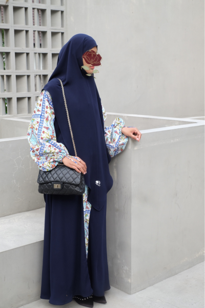 Luma Shoulder Khimar