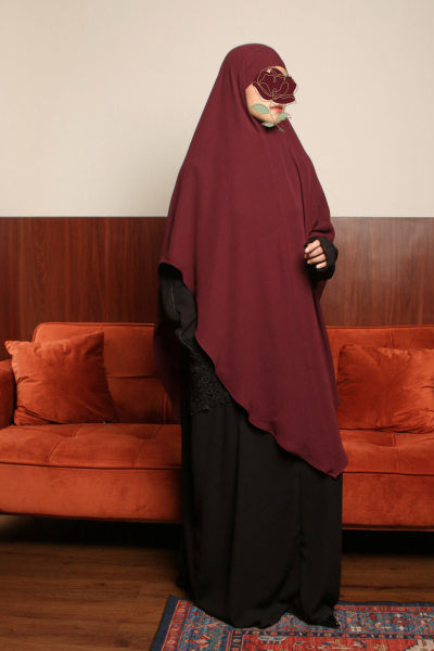 Amara Serra Abaya in Black
