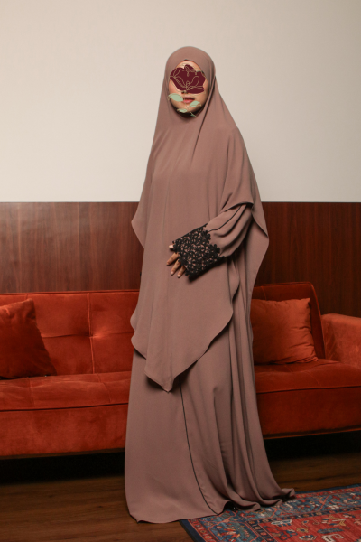 Rih Zahara Abaya in Khaki