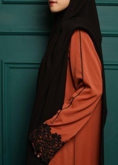 Layl Sienna Abaya in Teracotta