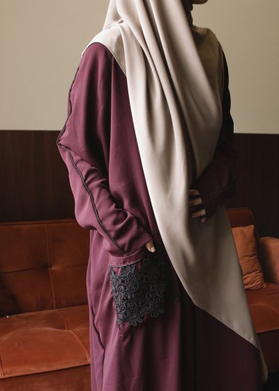 Amara Serra in Burgundy