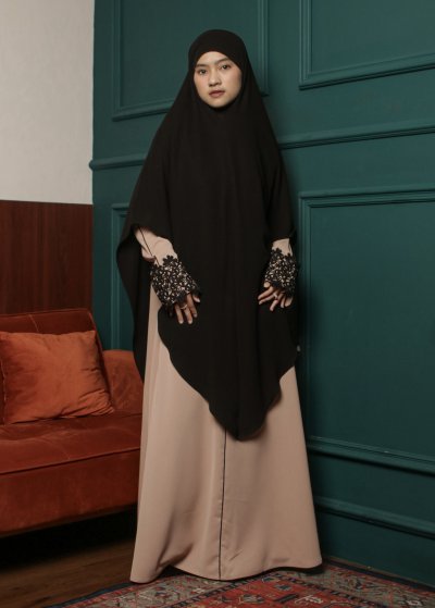 Layl Sienna in Hazelnut