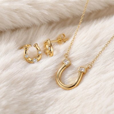 Sterling Silver White Cublic Zirconia Horseshoe Necklace Over 18K Yellow Gold Plated with Chain 18 Inches