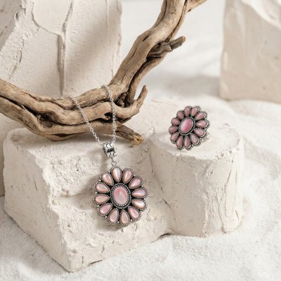 Sterling Silver Pink Shell Southwest Blossom Pendant With Chain 18 Inches