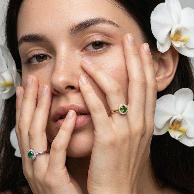 Sterling Silver Emerald & White Topaz Ring