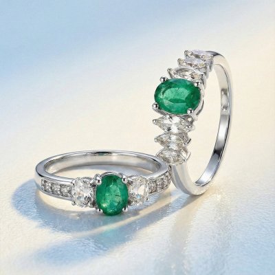 Sterling Silver Emerald and White Topaz Ring