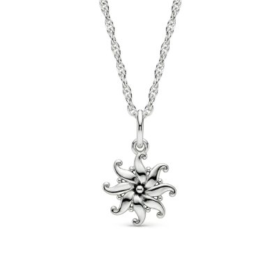 Sterling Silver flower Pendant With Chain 18 Inches