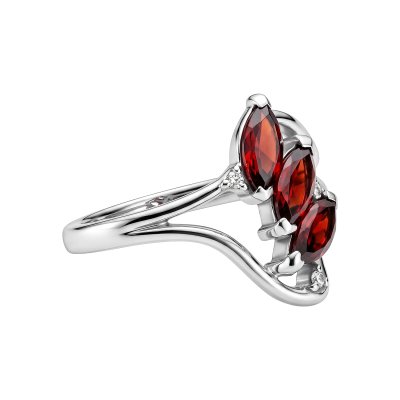 Sterling Silver Red Garnet Ring
