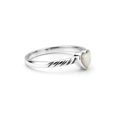 Sterling Silver Mother of Pearl Heart Ring