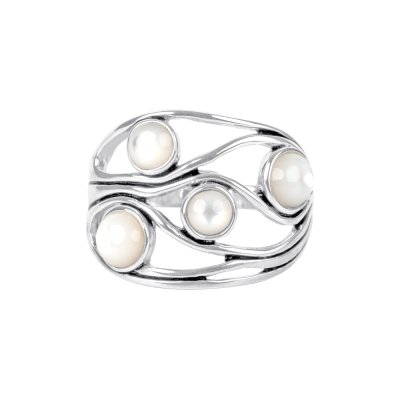 Sterling Silver Ring with Mother of Pearl