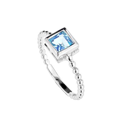Sterling Silver Blue Topaz Soliatire Ring