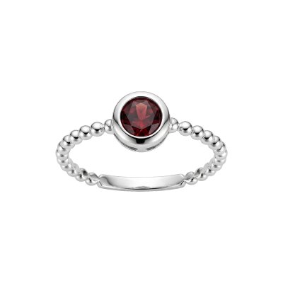 Sterling Silver Garnet Soliatire Ring